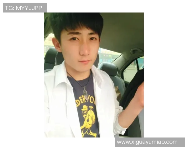 陈芳专访：从青涩小将到网球明星的成长之路回顾